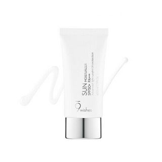 9wishes Sun Moisturizer Facial Sun Cream SPF50+++