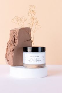 Om Organics Coconut Dew Hyaluronic Moisture Cream