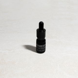 Mukti Organics Antioxidant Facial Oil Omega 3 6 9 Deluxe