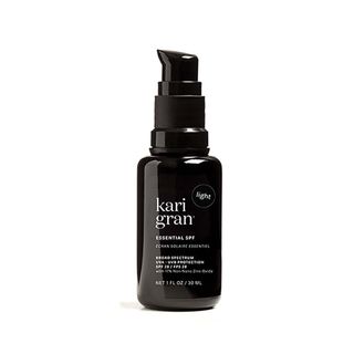 Kari Gran Essential Tinted SPF 28