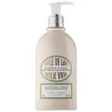 Moisturizing And Smoothing Milk Veil