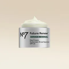 No7 - Future Renew Damage™ Reversal Day Cream SPF 25