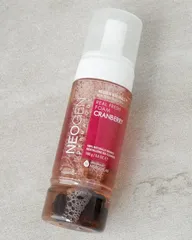NEOGEN X SUR.MEDIC - Cranberry Real Fresh Foam Cleanser