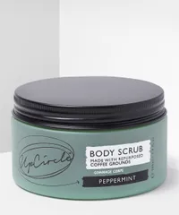 UpCircle Beauty - Coffee Body Scrub with Peppermint