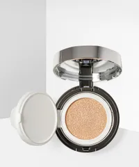 XX Revolution - Skin Light Compact Tinted Moisturiser