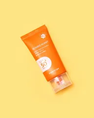 PAPA RECIPE - Bombee Moist Sun Essence SPF 50+ PA+++