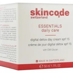 Essentials Digital Detox Day Cream SPF15
