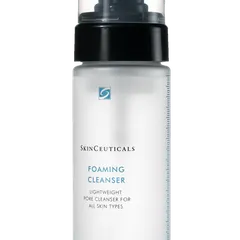 Foaming Cleanser Lightweight cleanser with gentle foaming agents to remove surface debris
