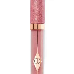 Charlotte's Jewel Lips Walk of No Shame
