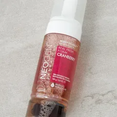 NEOGEN X SUR.MEDIC - Cranberry Real Fresh Foam Cleanser