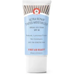 First Aid Beauty - Ultra Repair Tinted Moisturiser SPF 30